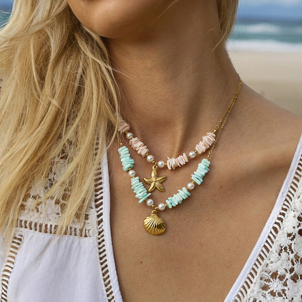 Collar con colgante de concha de perla
