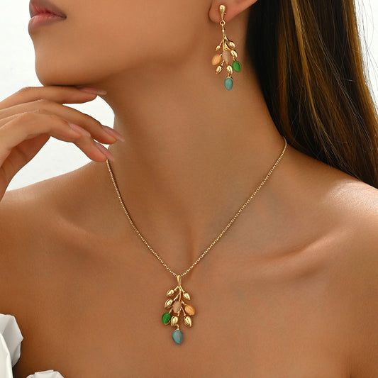 Pendientes, collares y joyas para mujer